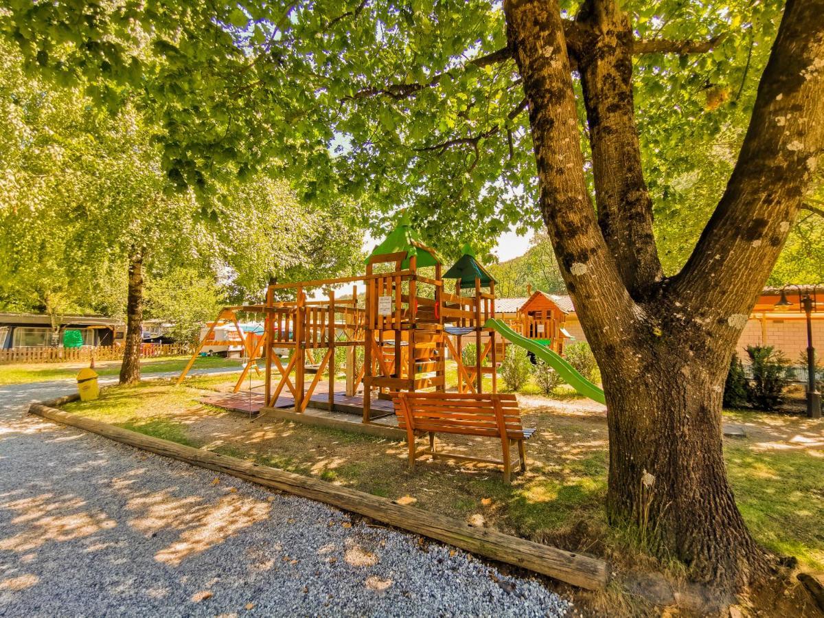 Camping Melezza Losone Exterior foto